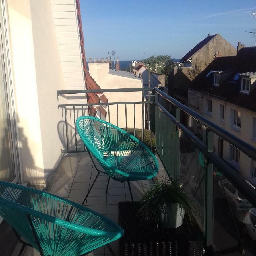 Balcon Avec Vue Panoramique De La Mer, Le Village Et La Campagne - Parking Prive ويميرو المظهر الخارجي الصورة